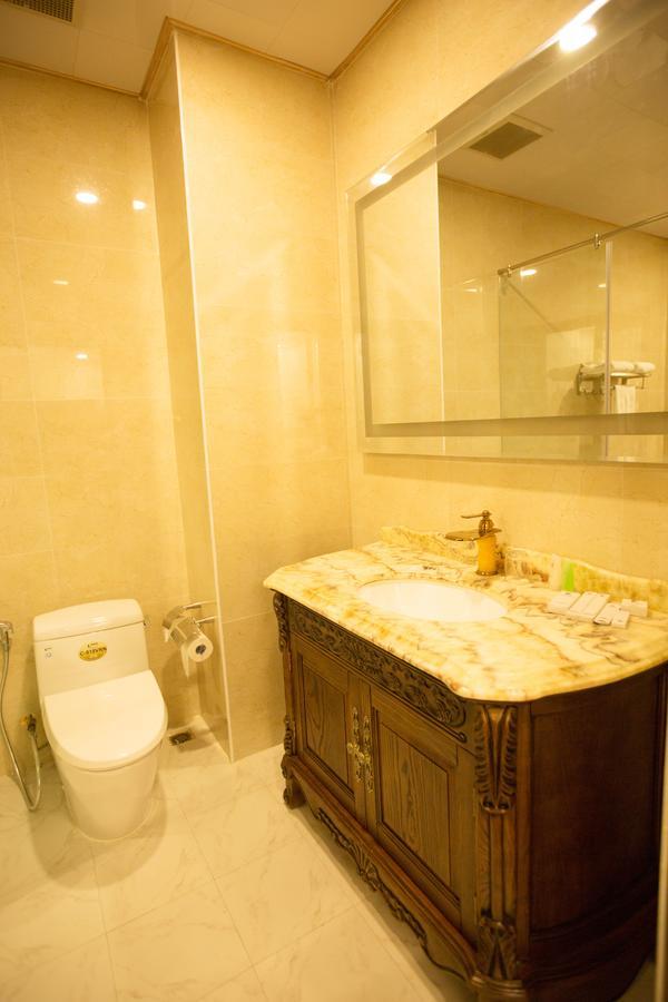 Anh Nguyet Hotel Cà Mau Dış mekan fotoğraf